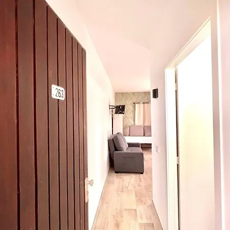 Estudio Con Encanto, Piscina, Bbq Y Terraza Ideal 4*