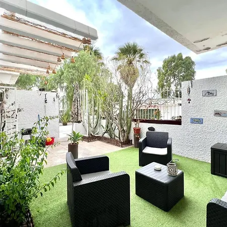 Estudio Con Encanto, Piscina, Bbq Y Terraza Ideal 4*