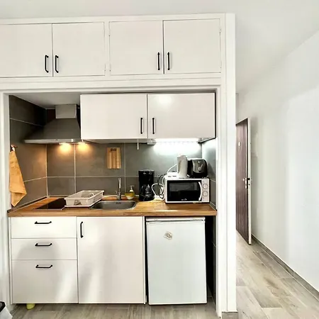 Estudio Con Encanto, Piscina, Bbq Y Terraza Ideal Hotel apartamentowy 4*