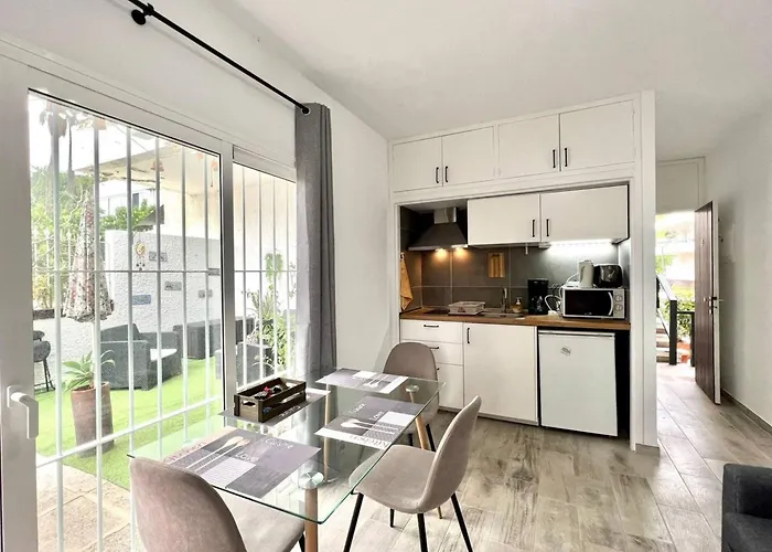 Aparthotel Estudio Con Encanto, Piscina, Bbq Y Terraza Ideal Costa Del Silencio