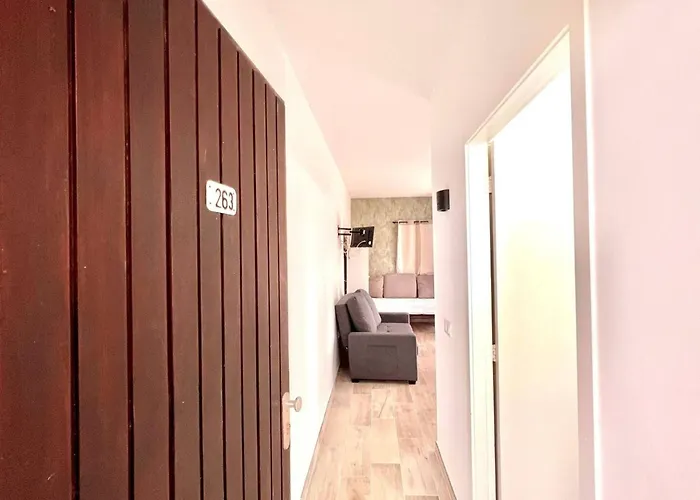 Estudio Con Encanto, Piscina, Bbq Y Terraza Ideal 4*